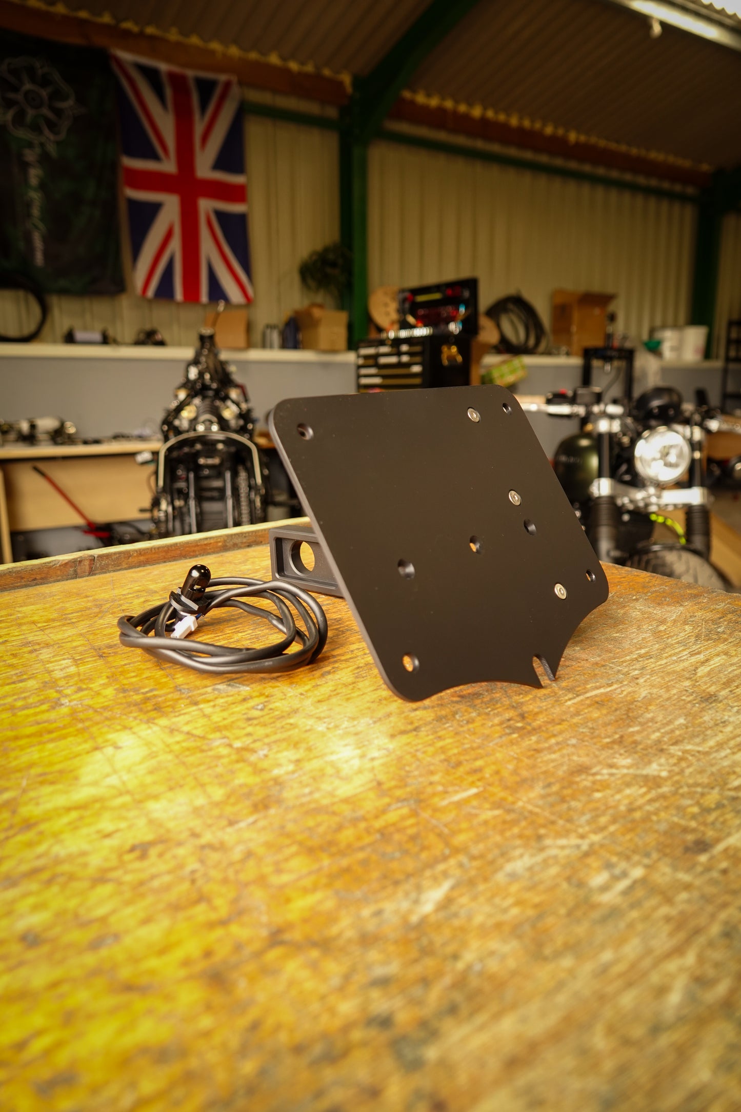 Bobber & Speedmaster Side Plate (US Spec)