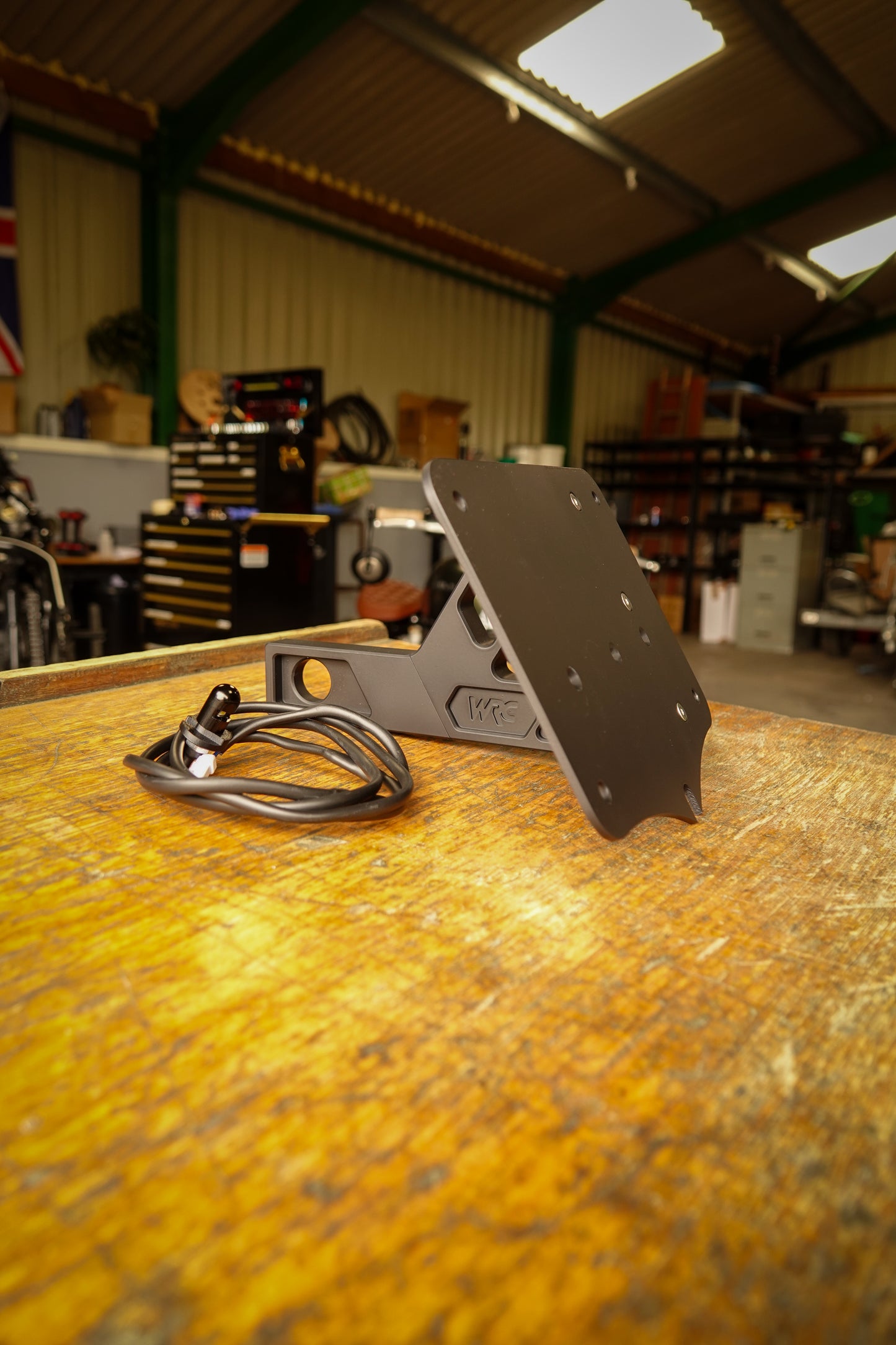 Bobber & Speedmaster Side Plate (US Spec)